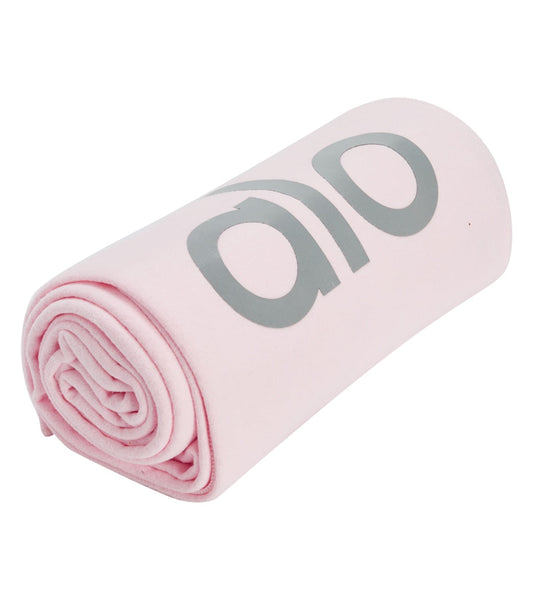 Alo Yoga Grounded No-Slip Mat Towel