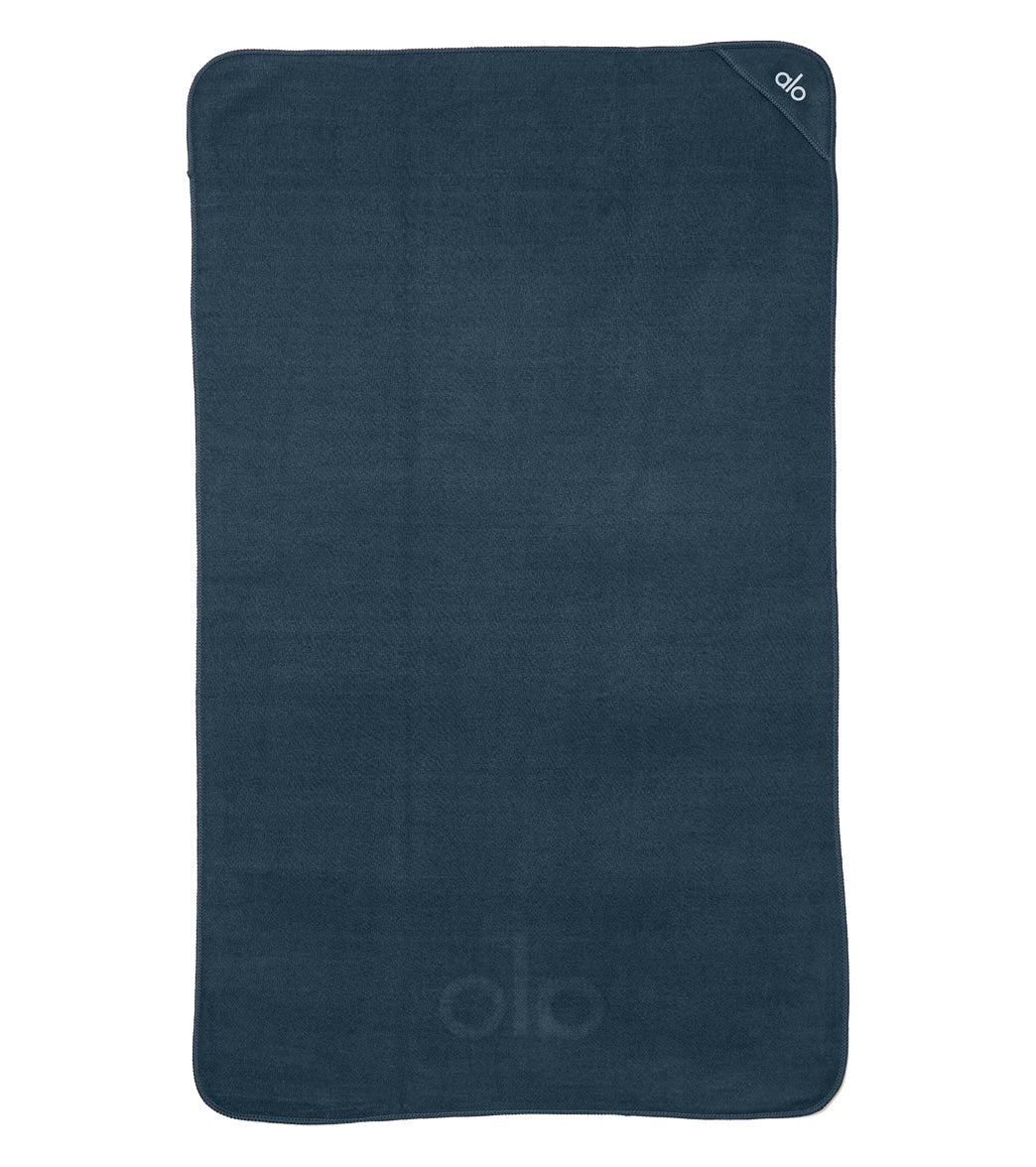 Alo Yoga Perf No Sweat Hand Towel